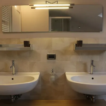 Torre Zisa Apartament *