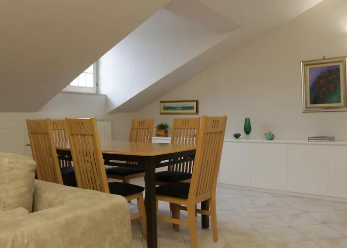 Torre Zisa Apartment Teramo