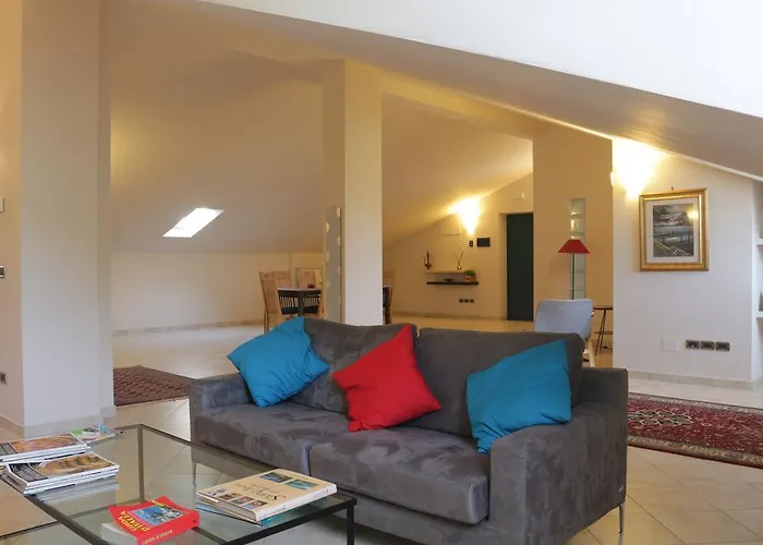 Torre Zisa Apartment